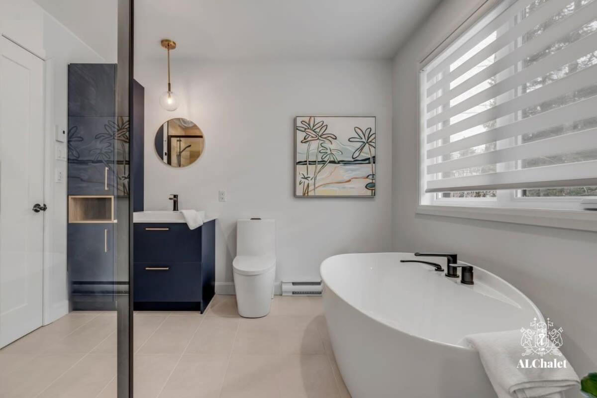 Pont-Rouge Chalet Bellevue Luxe Avec Spa Et Local A Velo מראה חיצוני תמונה