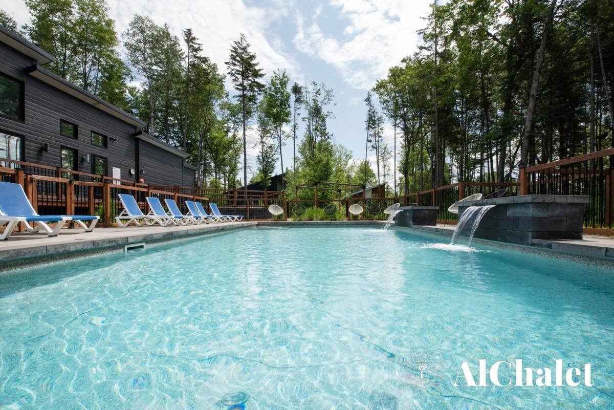 Pont-Rouge Chalet Bellevue Luxe Avec Spa Et Local A Velo מראה חיצוני תמונה