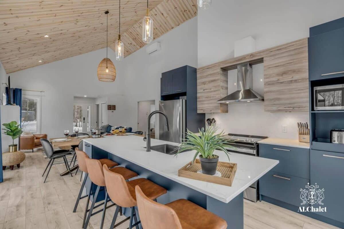 Pont-Rouge Chalet Bellevue Luxe Avec Spa Et Local A Velo מראה חיצוני תמונה