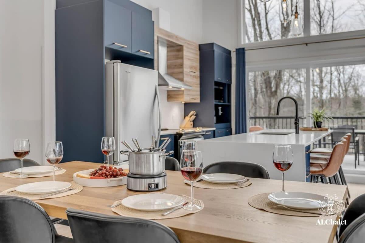 Pont-Rouge Chalet Bellevue Luxe Avec Spa Et Local A Velo מראה חיצוני תמונה