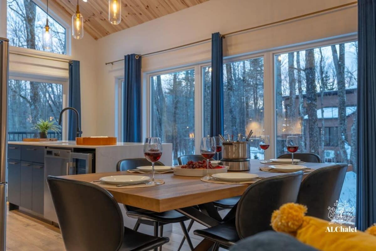 Pont-Rouge Chalet Bellevue Luxe Avec Spa Et Local A Velo מראה חיצוני תמונה