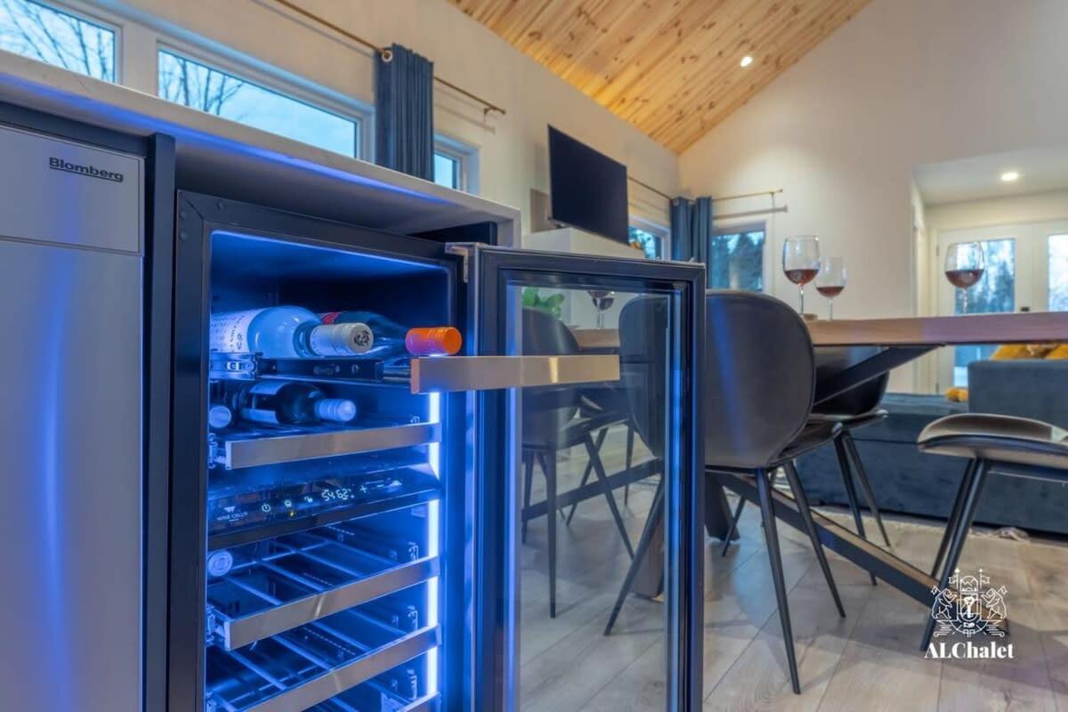 Pont-Rouge Chalet Bellevue Luxe Avec Spa Et Local A Velo מראה חיצוני תמונה