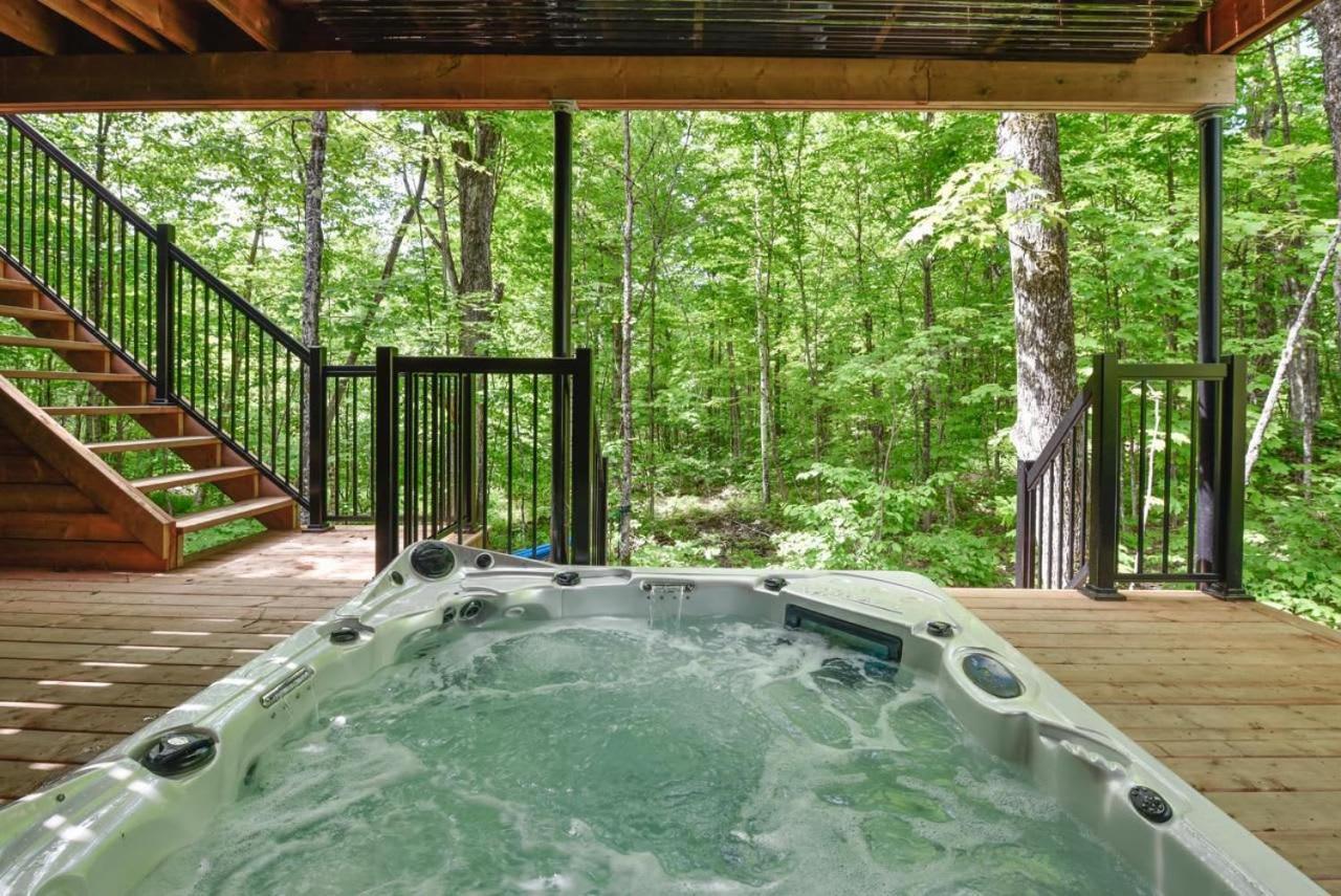 Pont-Rouge Chalet Bellevue Luxe Avec Spa Et Local A Velo מראה חיצוני תמונה